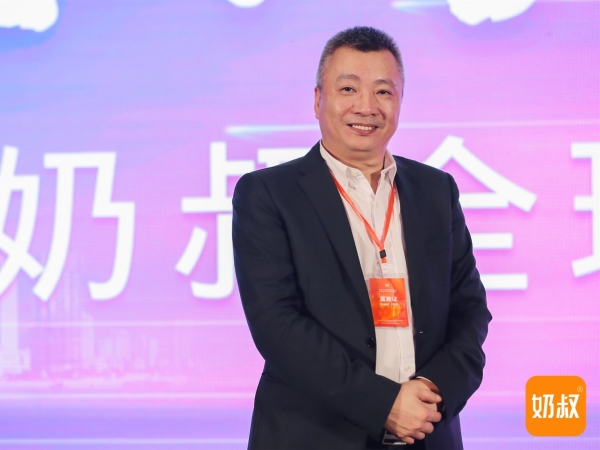 杨彬