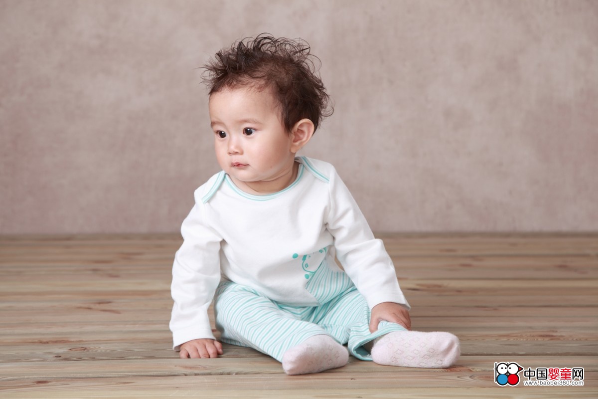 润婴宝2013秋冬新款油画趣系列婴儿连身衣蓝