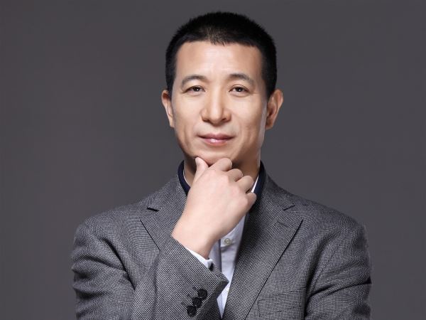 李更英